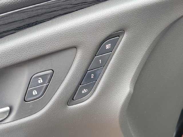Used 2017 Buick Envision Premium AWD/4WD image 10