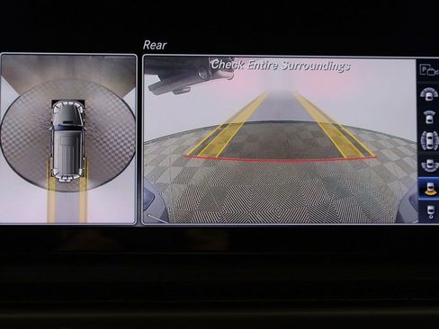 Used 2019 Mercedes-Benz G 63 AMG 4MATIC w/ Seat Comfort Package image 50