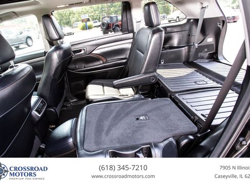 Used 2017 Toyota Highlander Limited w/ Protection Package #3 AWD/4WD image 35