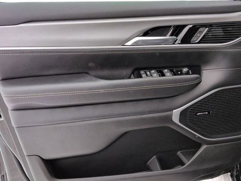 New 2026 Jeep Grand Wagoneer L Limited AWD/4WD image 14