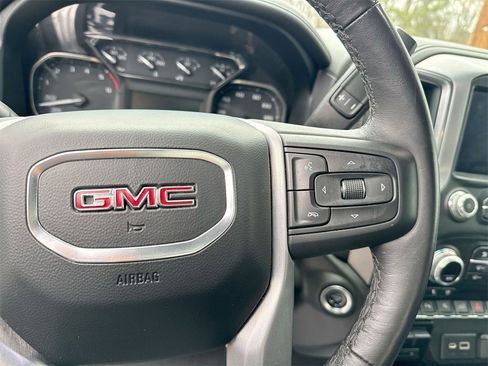 Used 2022 GMC Sierra 1500 SLT w/ SLT Premium Plus Package image 18