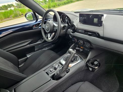 New 2026 MAZDA MX-5 Miata Club w/ Weather Package RWD image 5