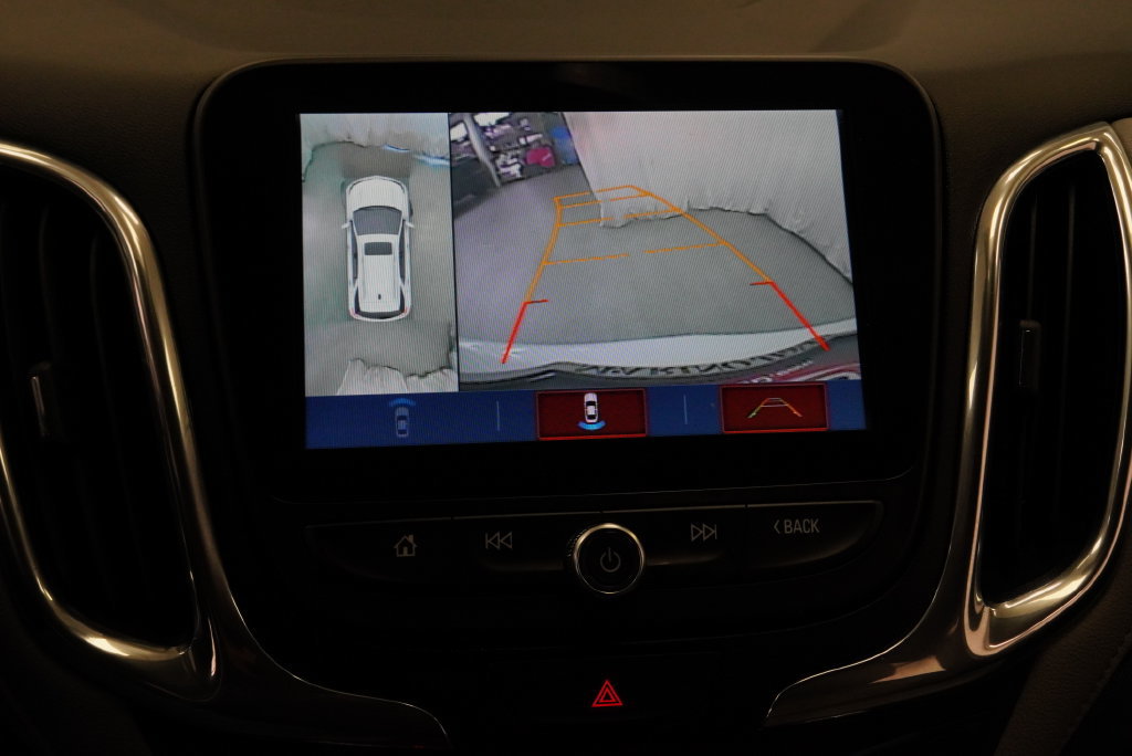 Used 2018 Chevrolet Equinox Premier FWD image 27