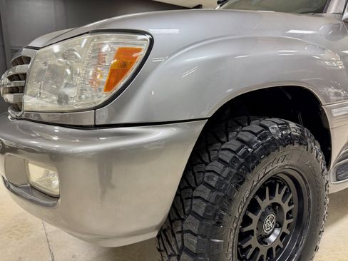 Used 2006 Toyota Land Cruiser image 10