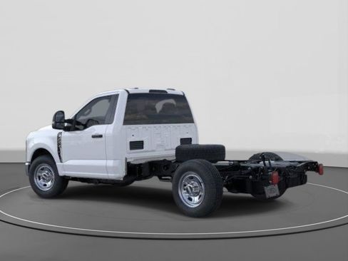 New 2026 Ford F350 2WD Regular Cab Super Duty image 4
