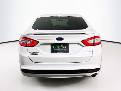 Used 2016 Ford Fusion Energi Titanium FWD image 7