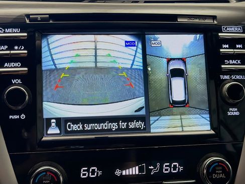 Used 2018 Nissan Murano Platinum w/ Cargo Package FWD image 16
