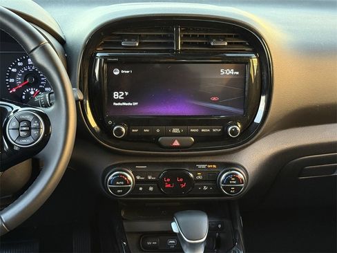 Used 2021 Kia Soul EX image 16