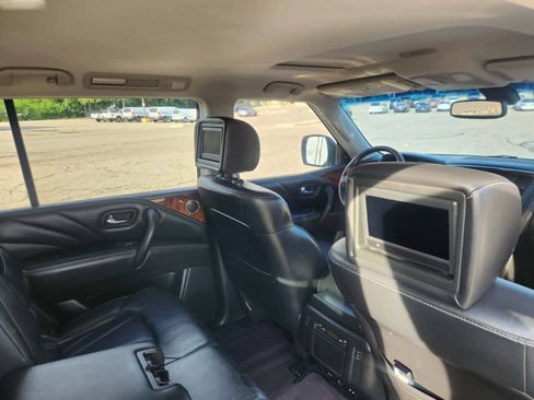 Used 2017 INFINITI QX80 4WD image 21