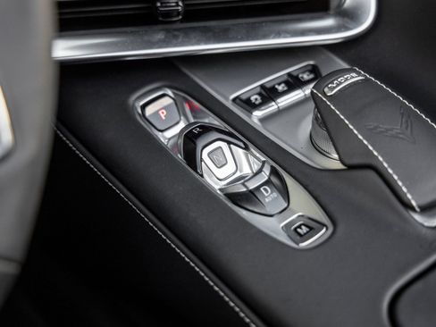 Used 2024 Chevrolet Corvette Stingray Premium Conv w/ Z51 Performance Package RWD image 26