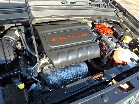 Used 2021 Jeep Renegade Latitude w/ Convenience Group image 36