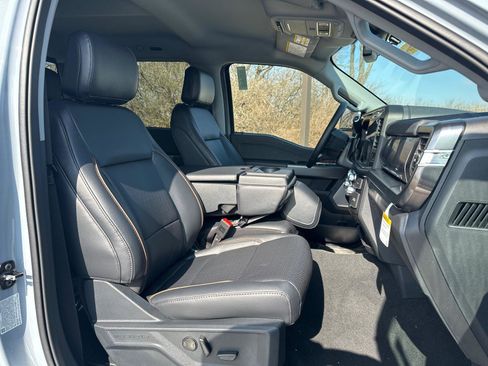 New 2026 Ford F250 Lariat w/ Chrome Package image 26