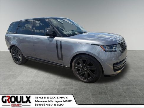 Used 2024 Land Rover Range Rover SE AWD/4WD image 7