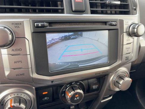 Used 2016 Toyota 4Runner SR5 image 23