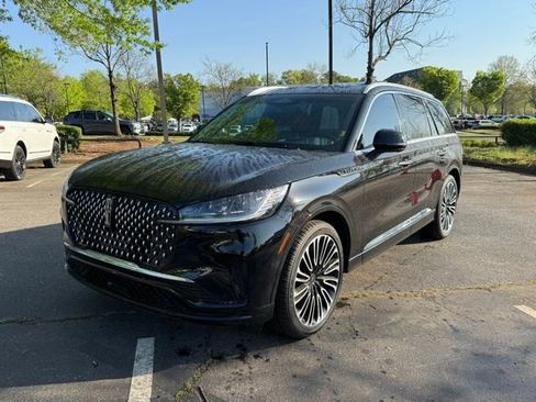 New 2025 Lincoln Aviator Black Label image 2