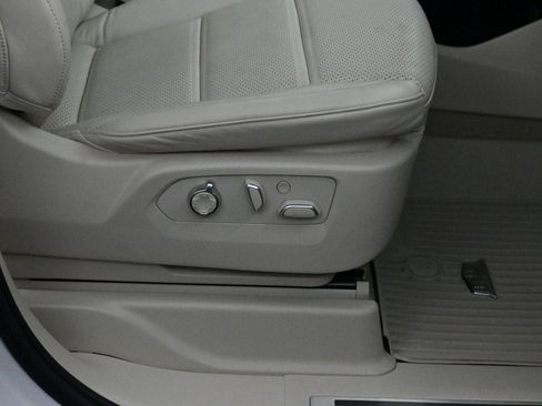 Certified 2024 Cadillac Escalade Sport Platinum w/ LPO, Floor Liner Package image 39