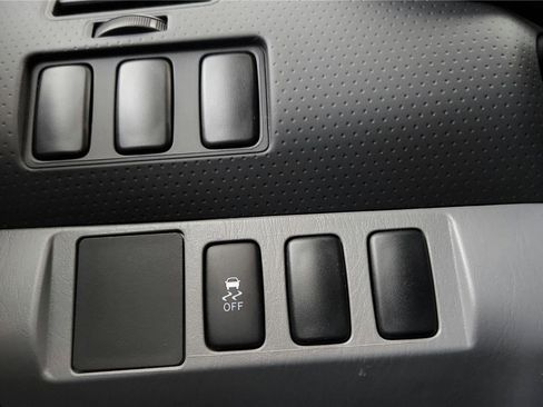 Used 2014 Toyota Tacoma 2WD Regular Cab image 28