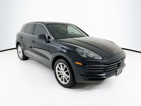 Used 2020 Porsche Cayenne image 1