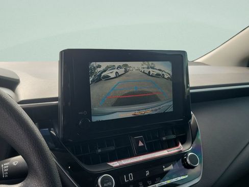 Used 2025 Toyota Corolla LE FWD image 15