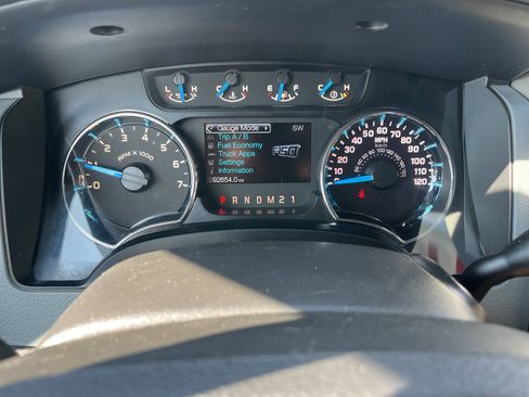 Used 2014 Ford F150 XLT w/ Equipment Group 302A Luxury AWD/4WD image 15
