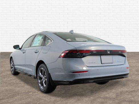 New 2026 Honda Accord EX-L image 4