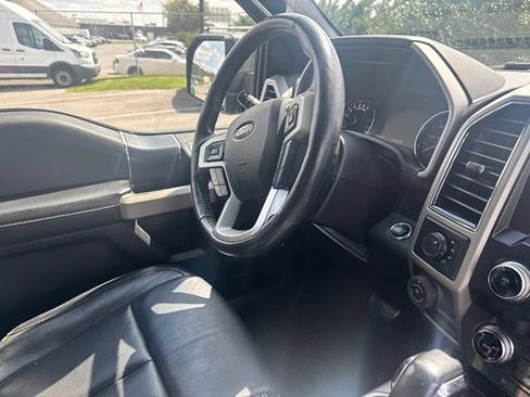 Used 2020 Ford F150 Lariat w/ Equipment Group 502A Luxury AWD/4WD image 14