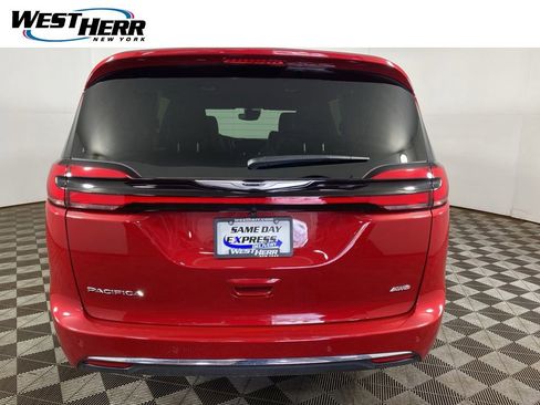 Used 2026 Chrysler Pacifica Select AWD/4WD image 20