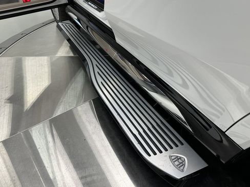 New 2026 Mercedes-Benz Maybach GLS 600 4MATIC image 9