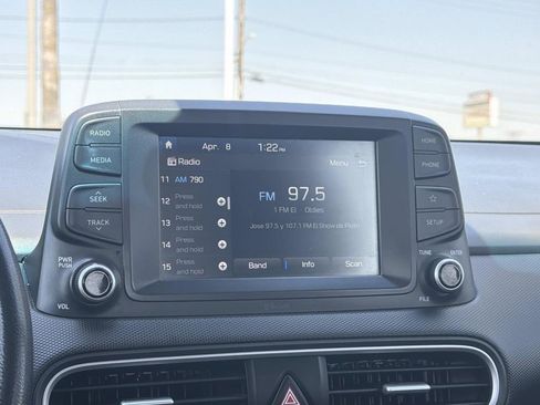 Used 2019 Hyundai Kona SE FWD image 14