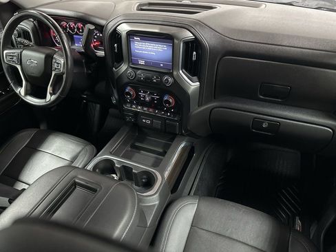 Used 2021 Chevrolet Silverado 1500 LT Trail Boss w/ Convenience Package II AWD/4WD image 12