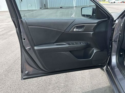 Used 2017 Honda Accord Sport Special Edition image 5