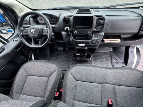 Used 2025 RAM ProMaster 3500 FWD image 13