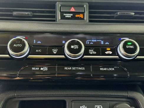 Used 2024 Honda Pilot EX-L image 19