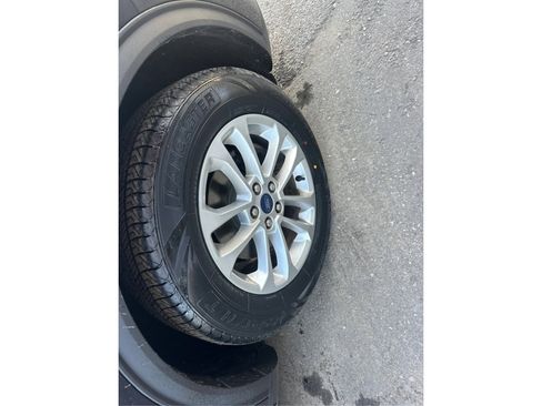 Used 2021 Ford Escape S image 17