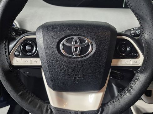 Certified 2016 Toyota Prius Four image 20