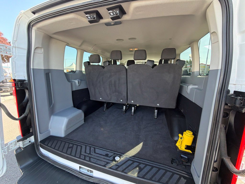 Used 2017 Ford Transit 350 XL RWD image 36