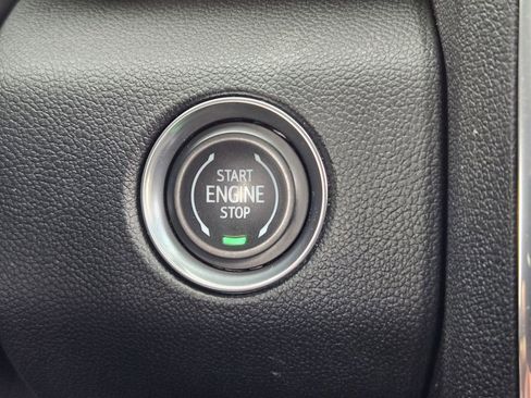 Used 2025 GMC Acadia Denali w/ Super Cruise Package AWD/4WD image 18