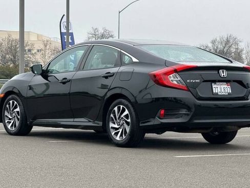 Used 2016 Honda Civic EX image 6
