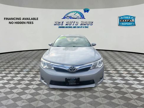 Used 2014 Toyota Camry XLE w/ Leather Package image 2