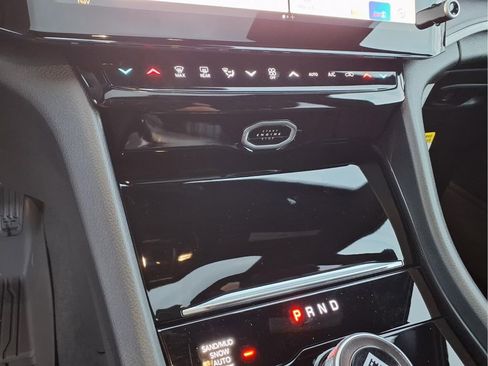 New 2026 Jeep Grand Cherokee Altitude AWD/4WD image 23