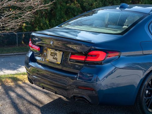 Used 2023 BMW 530i xDrive 530i xDrive w/ Executive Package image 11