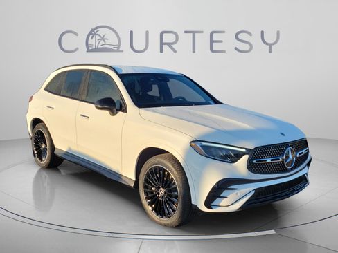 Certified 2026 Mercedes-Benz GLC 300 image 4