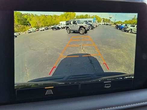 Used 2023 Chevrolet Suburban Premier AWD/4WD image 28