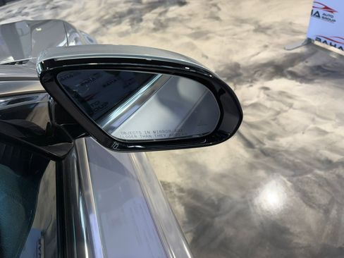 Used 2019 Mercedes-Benz E 300 4MATIC w/ Premium 1 Package image 3