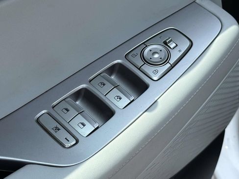 Used 2021 Hyundai Palisade SE FWD image 15