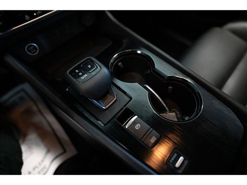 Used 2023 Nissan Rogue SV w/ SV Premium Package FWD image 19