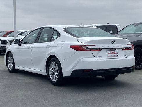 Certified 2025 Toyota Camry LE image 5