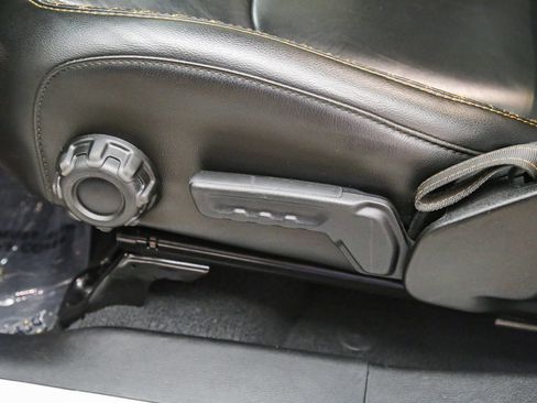 Used 2021 Jeep Wrangler Unlimited Sahara AWD/4WD image 21