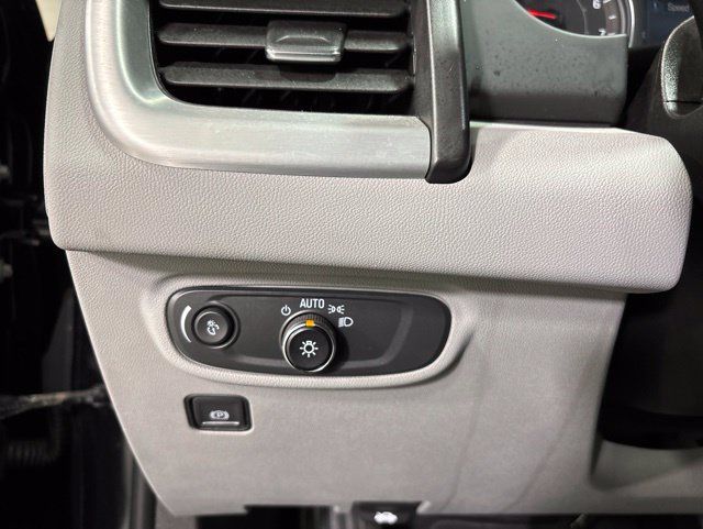 Used 2024 GMC Terrain SLE FWD image 48