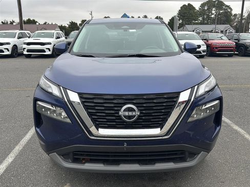 Used 2023 Nissan Rogue SV image 6